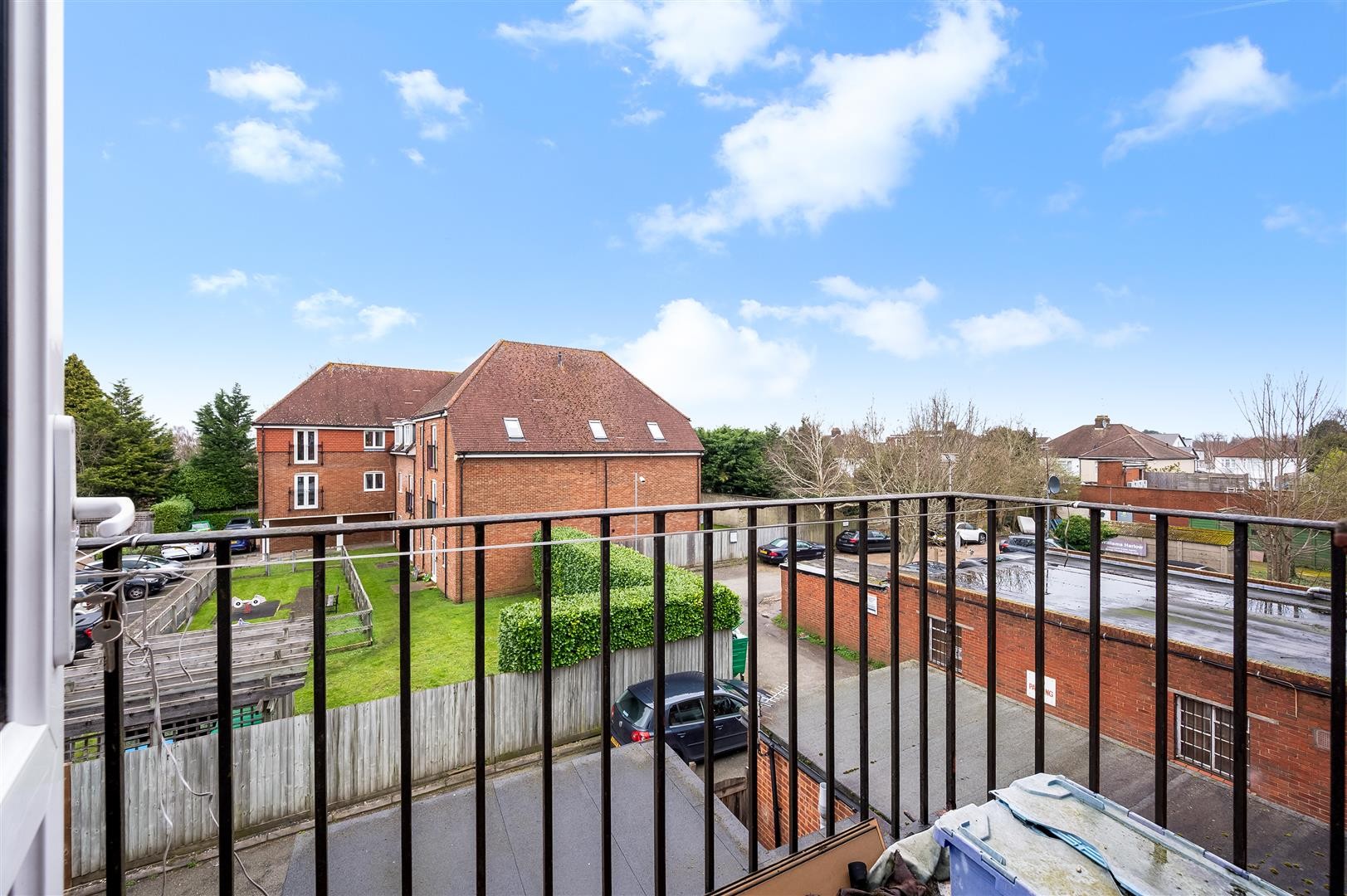 High Street, Banstead image 2