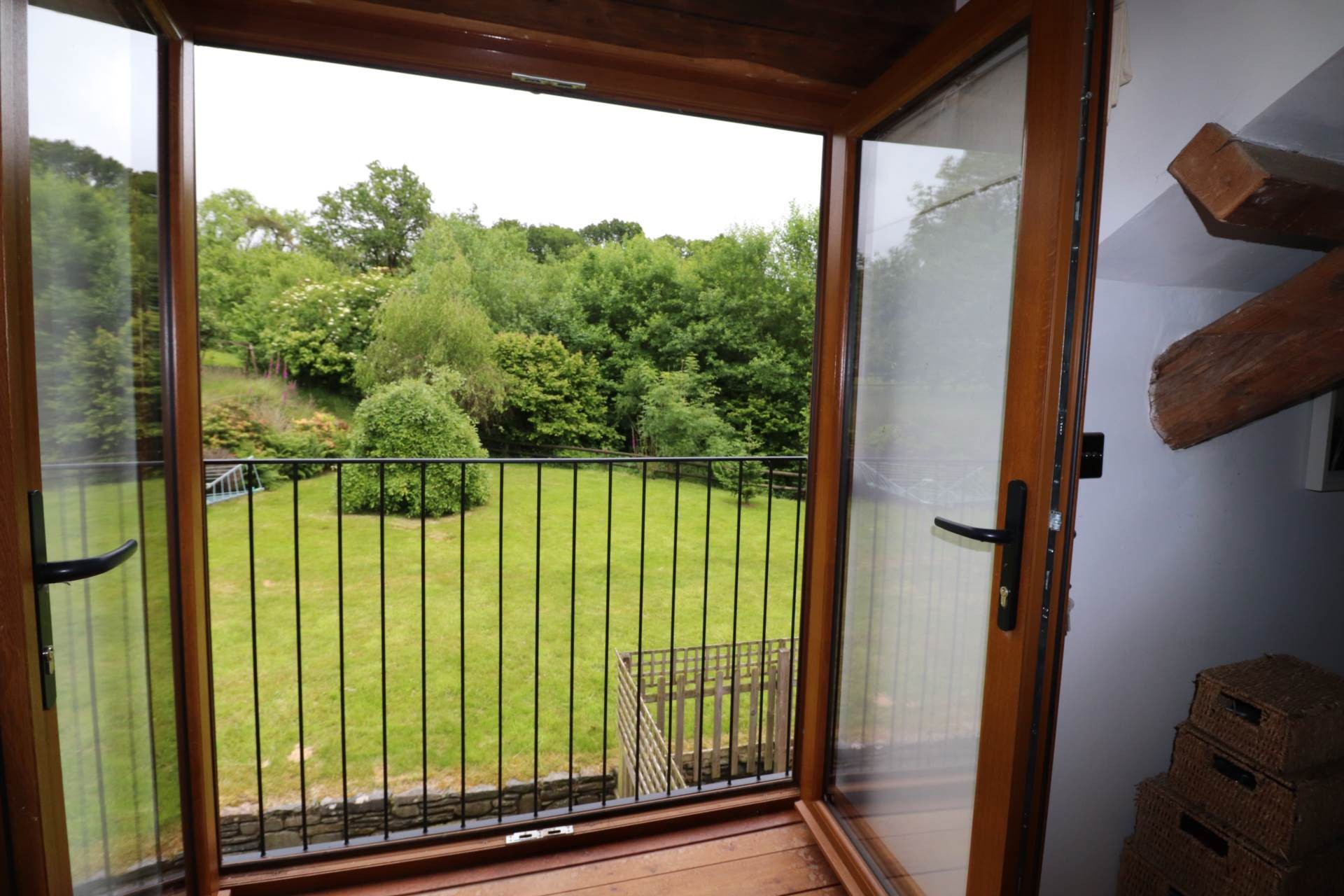 Cwmcarfan, Llanddewi Road image 13