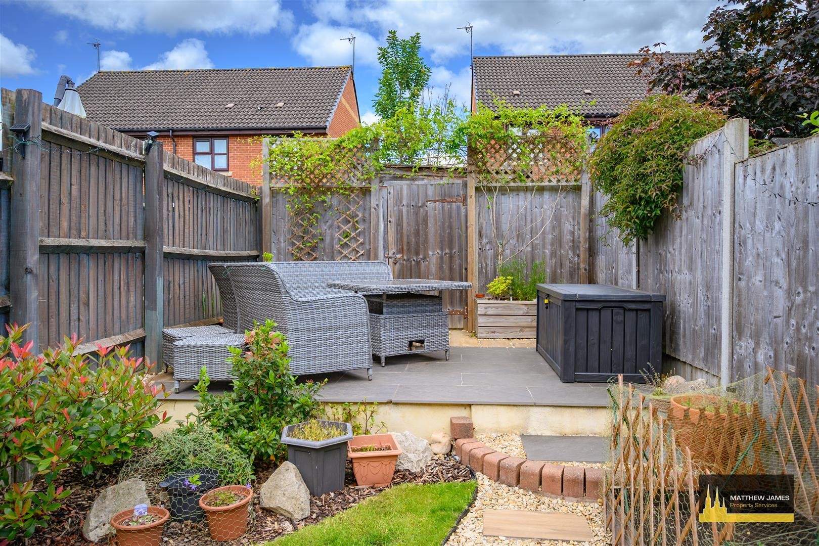 Meadowcroft Close, Tile Hill, Coventry ** TWO DOUBLE BEDROOMS ** image 2