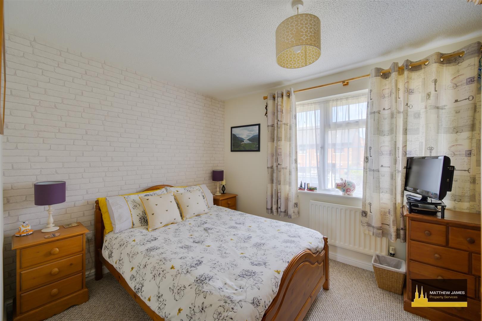 Meadowcroft Close, Tile Hill, Coventry ** TWO DOUBLE BEDROOMS ** image 15