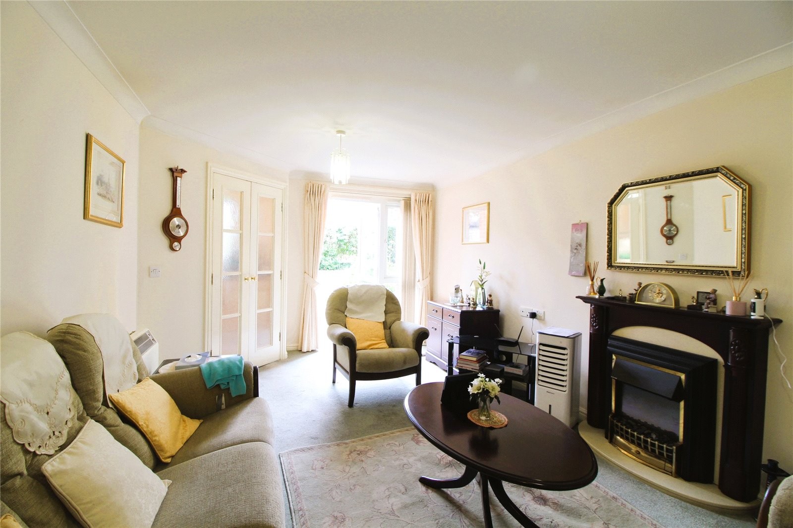 Winchmore Hill Road, London image 2