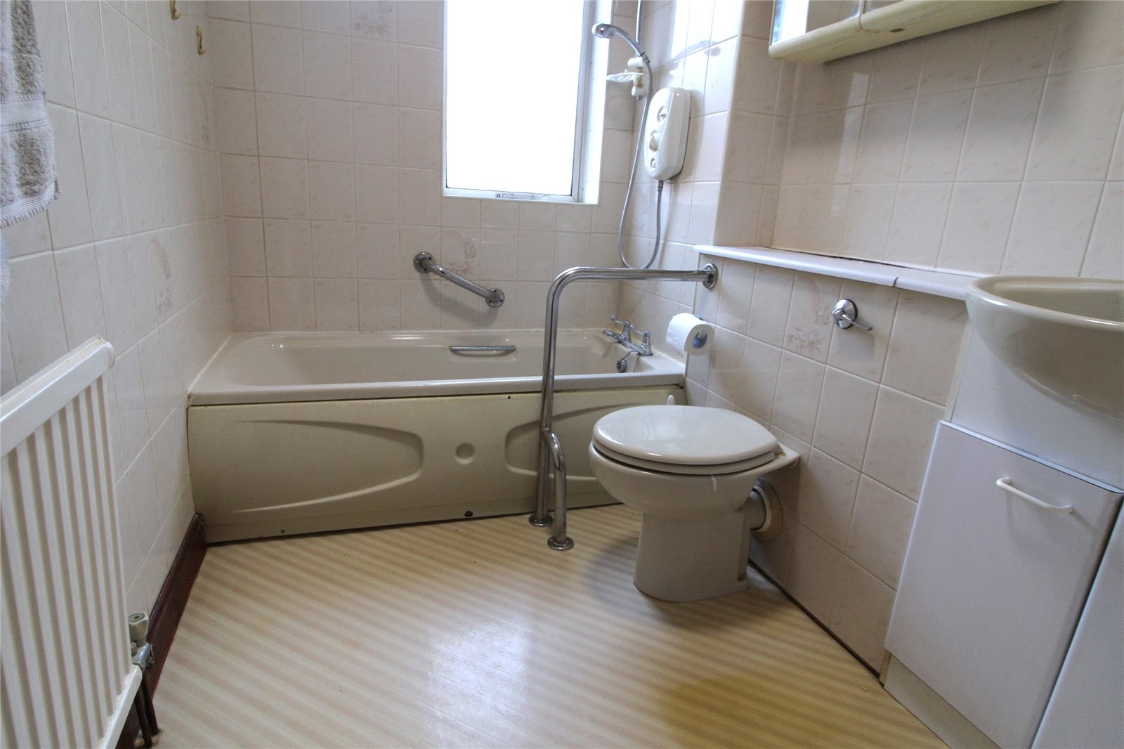 Cavell Drive, Enfield, Middlesex image 3