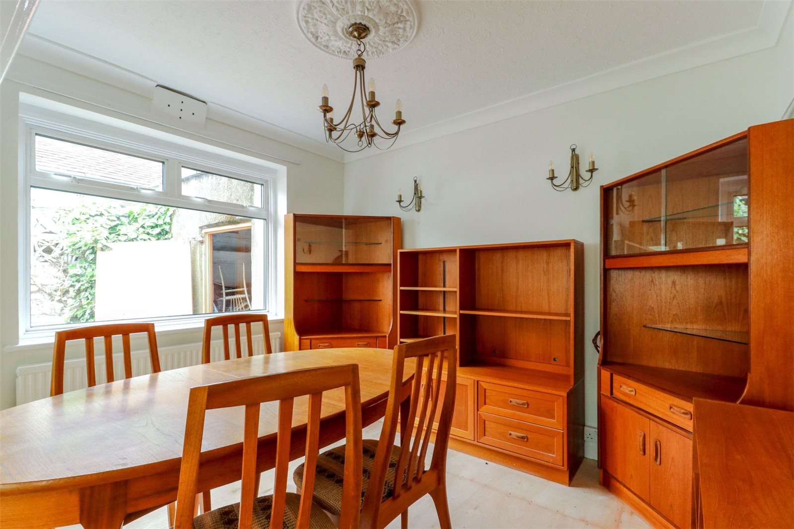 Sunnybank Road, Potters Bar, Hertfordshire image 6