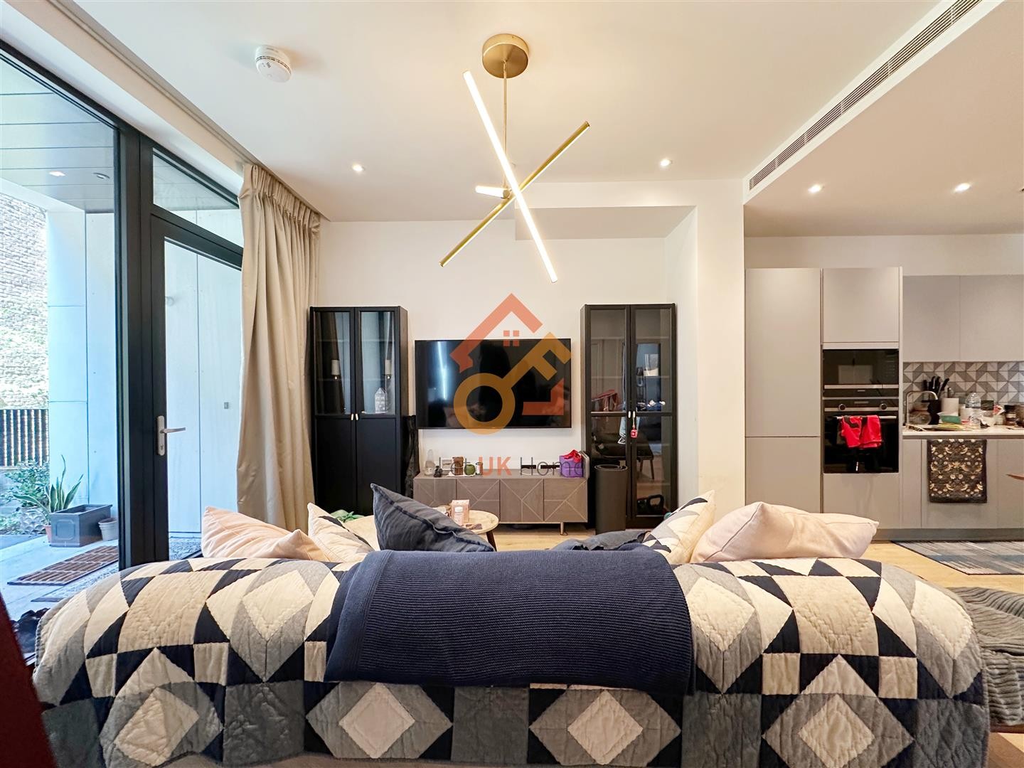 Brackley Street, Clarendon Court, London, EC1Y image 4