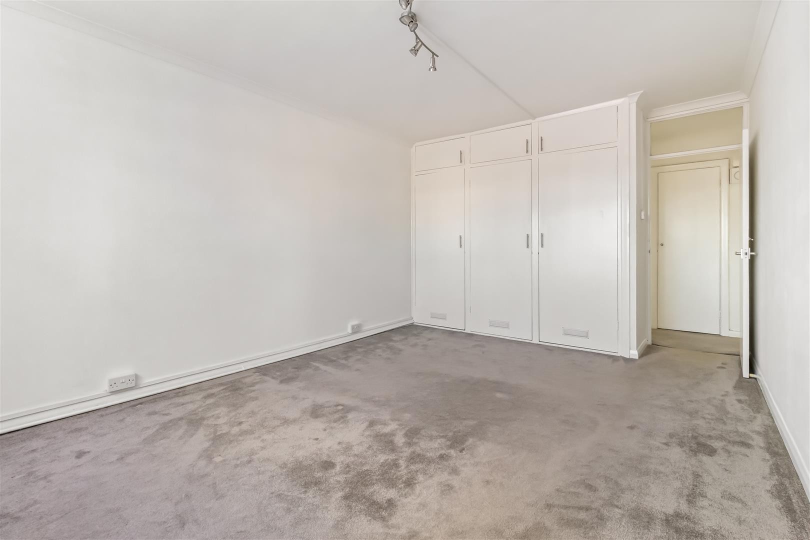 Goring Street, Goring-By-Sea image 11