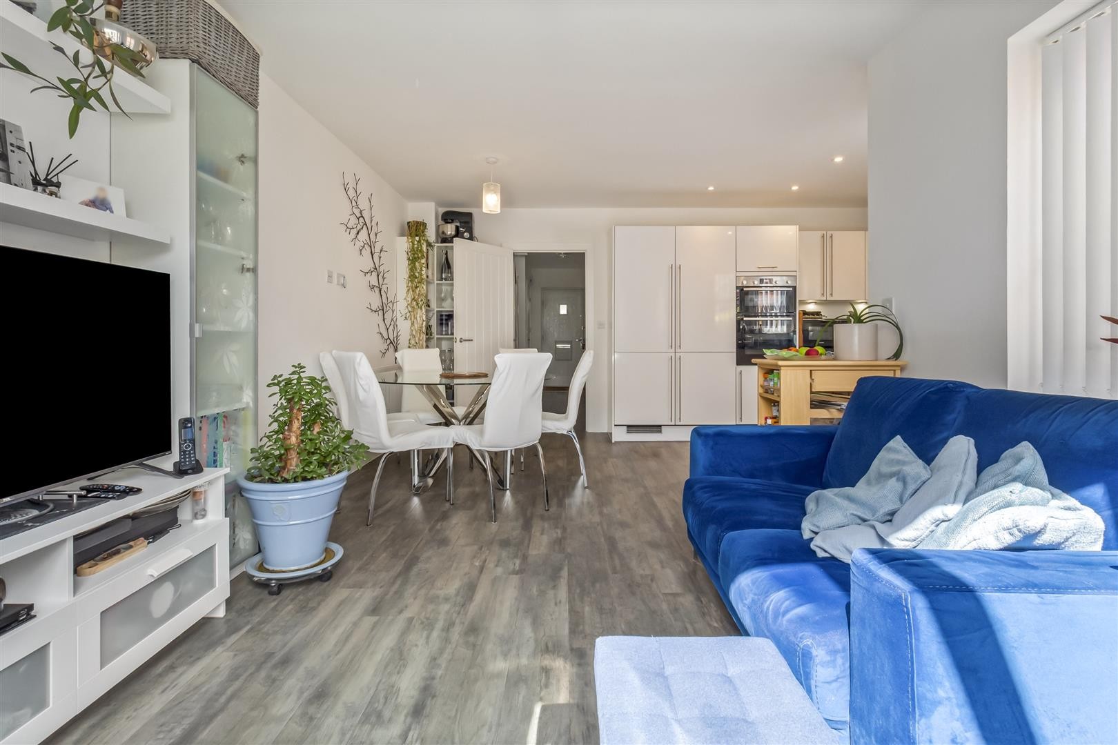 Acacia Crescent, Angmering, Littlehampton image 3