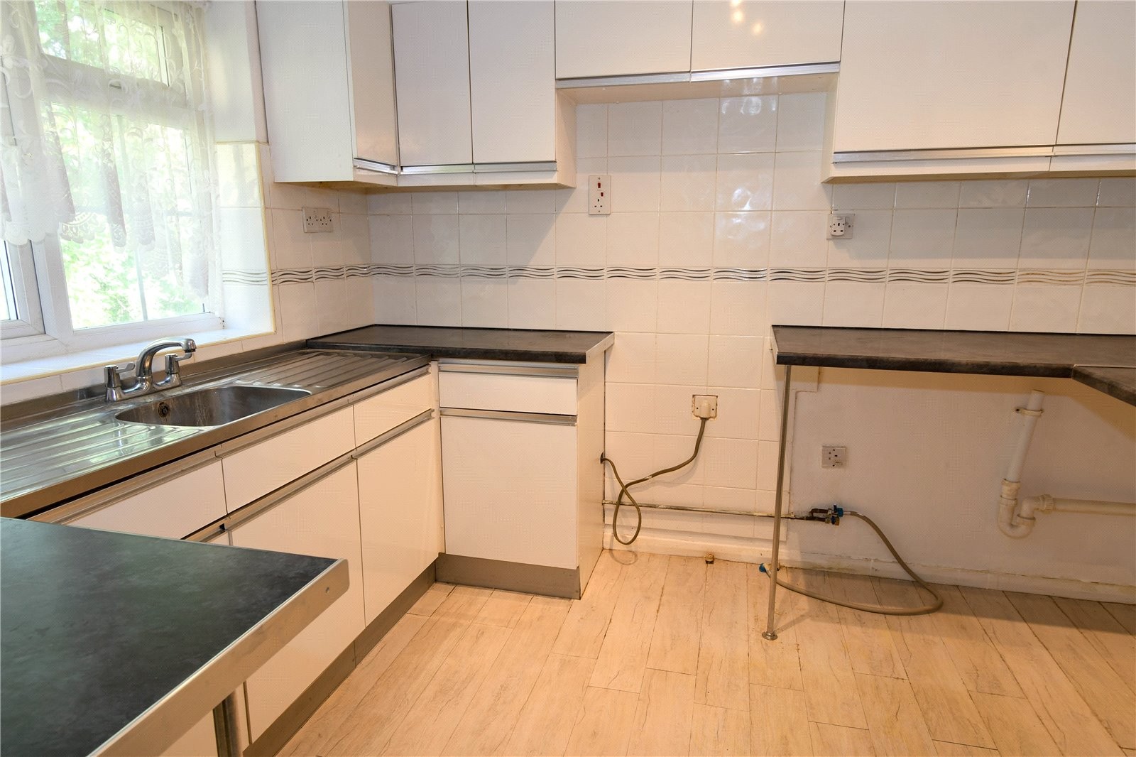 Crofton Way, Enfield, Middlesex image 5