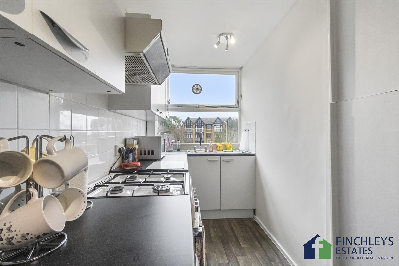 Colman Court, Christchurch Avenue, North Finchley, N12 image 6