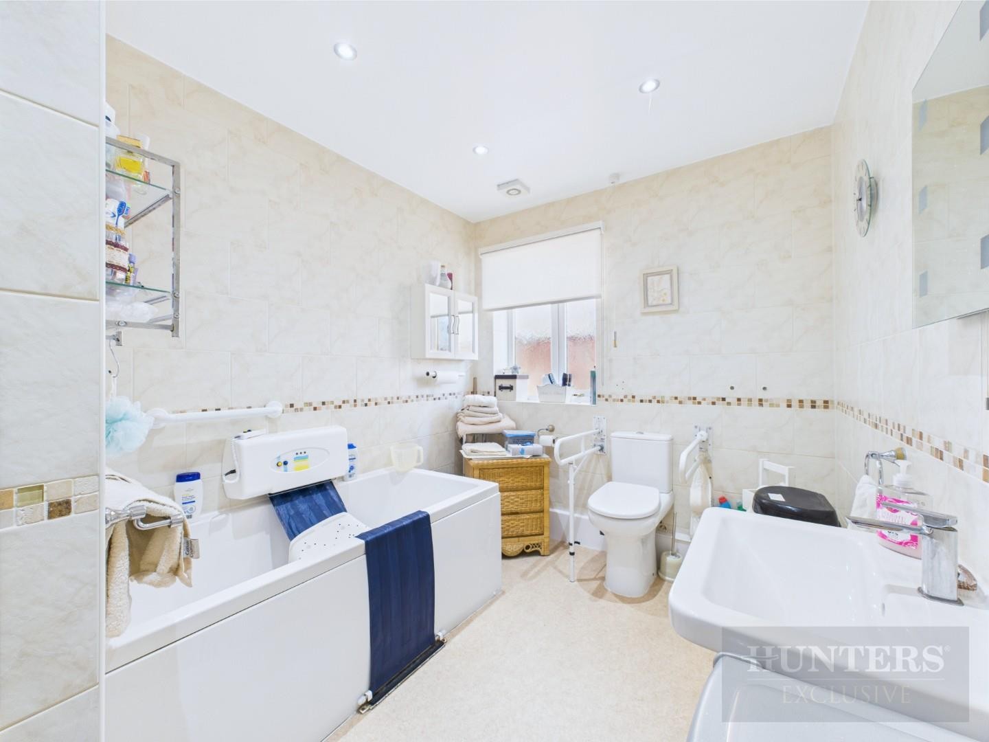 Greenways Close, Bridlington, YO16 6XL image 12