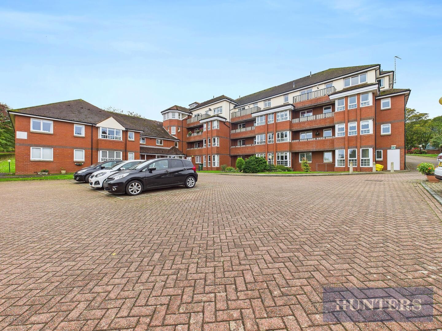 Filey Road, Scarborough image 13