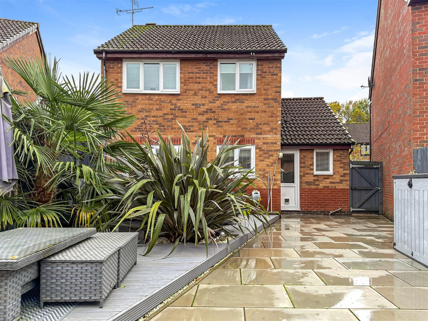 Laburnum Close, Woodlands Park, Bedworth * VACANT / NO UPWARD CHAIN * image 3