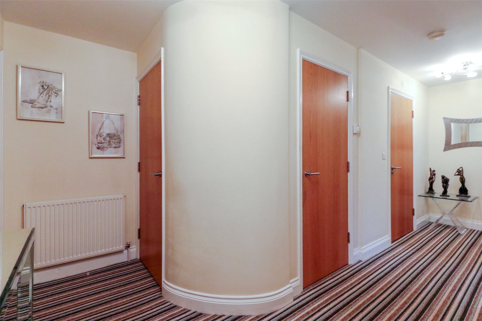 Slades Hill, Enfield, Middlesex image 14