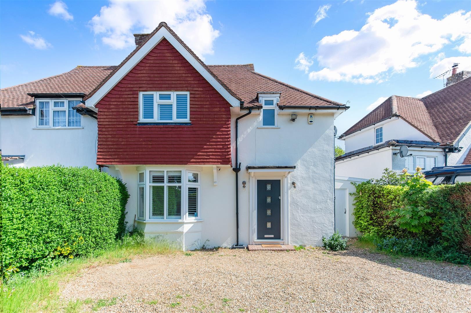 Roundwood Way, Banstead image 19