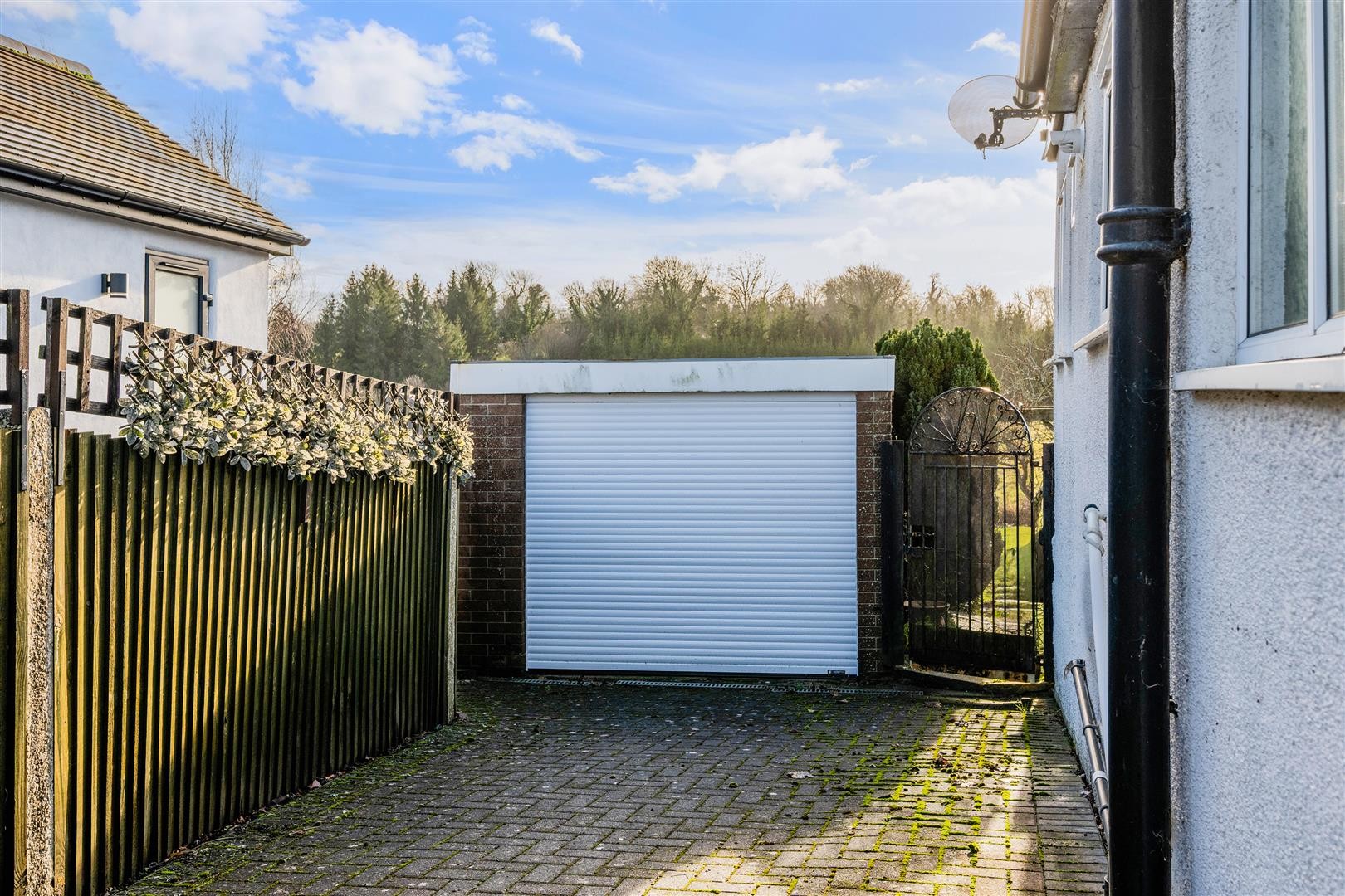 Fairlawn Grove, Banstead image 18