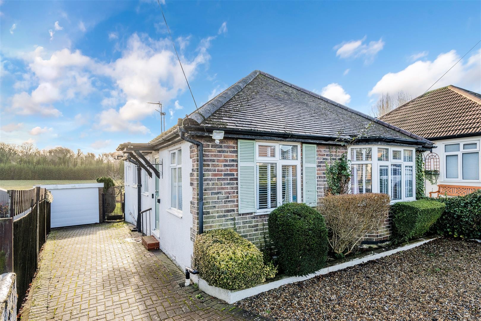 Fairlawn Grove, Banstead image 20