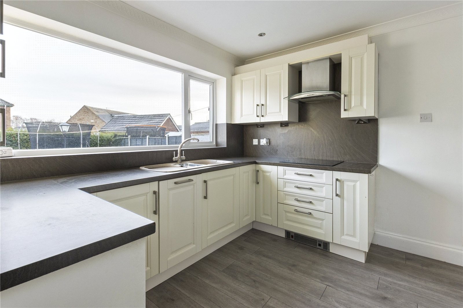 Lavenham Road, Scartho, Grimsby image 7