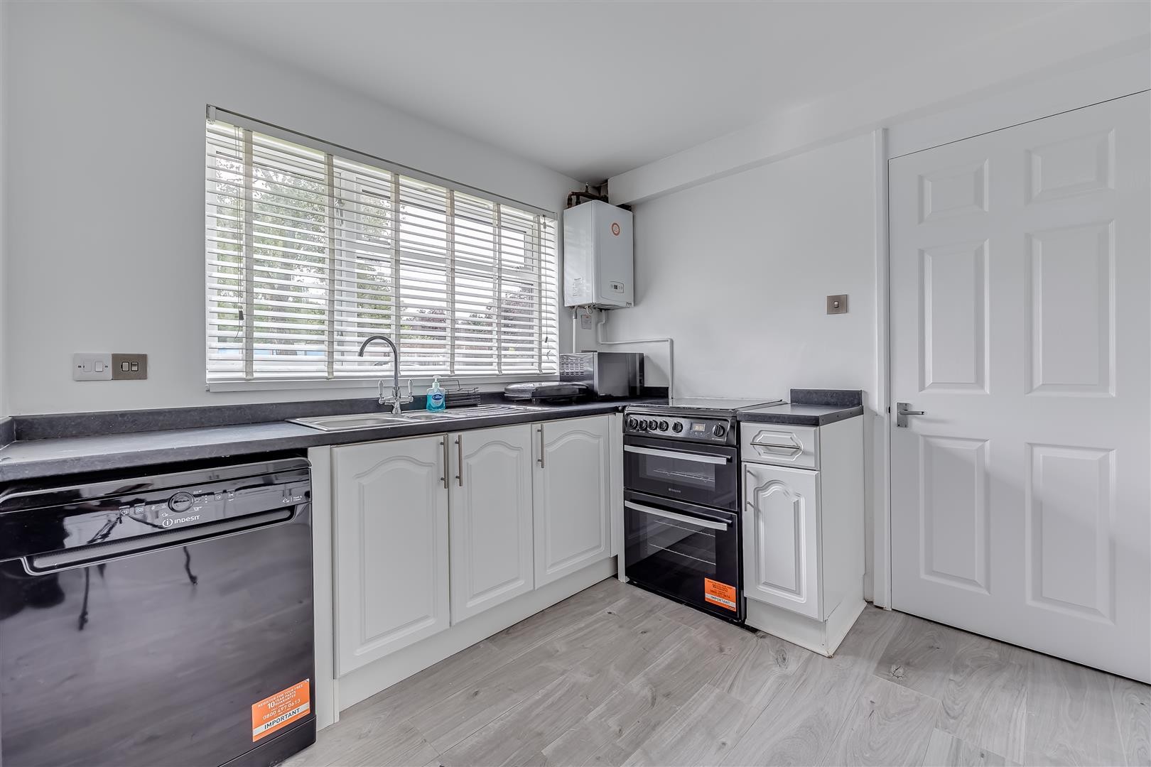 Merrymeet, Banstead image 12