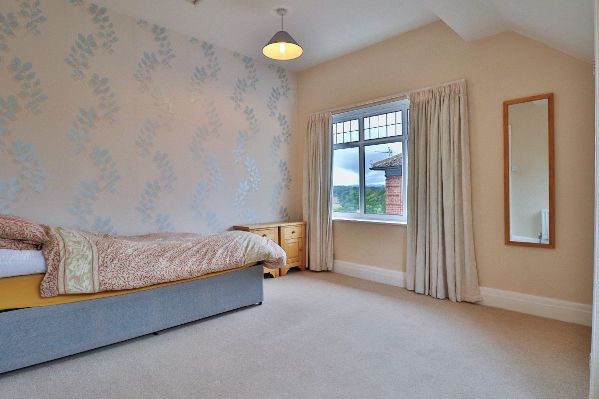 Coniscliffe Road, Darlington, DL3 image 9