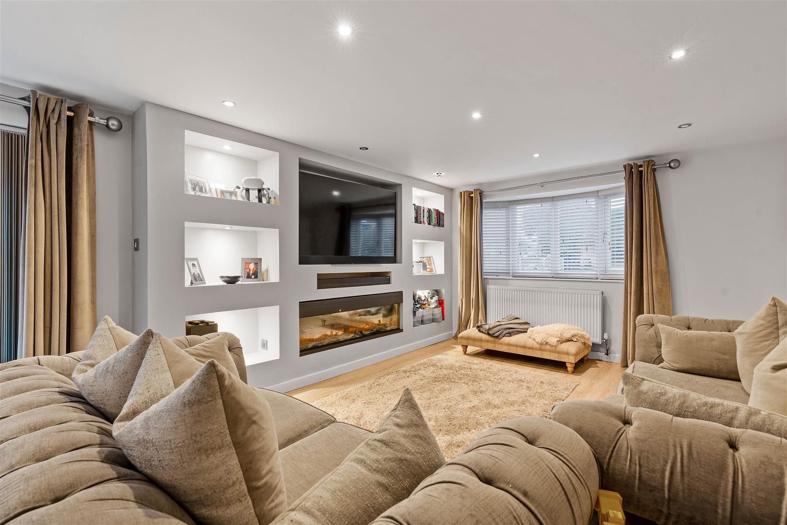 Milford Close, Allesley Village, Coventry image 7