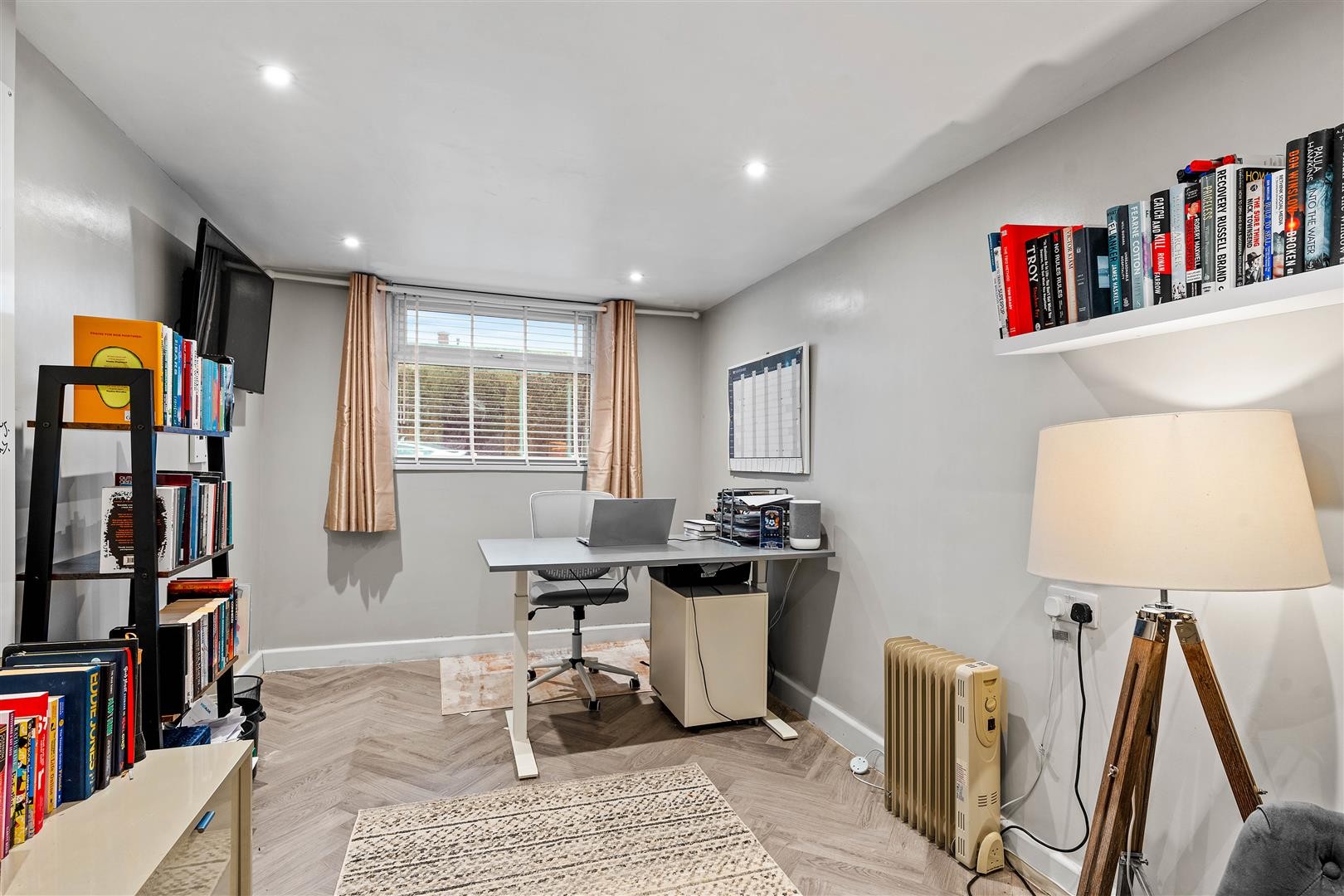 Milford Close, Allesley Village, Coventry image 10