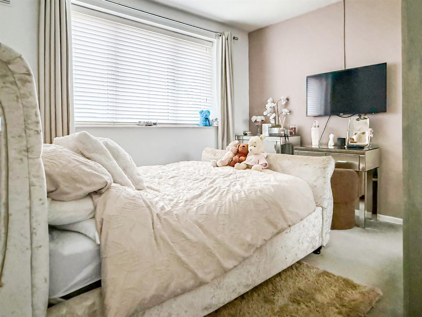 Lentons Lane, Aldermans Green, Coventry * BEAUTIFUL THROUGHOUT * image 14