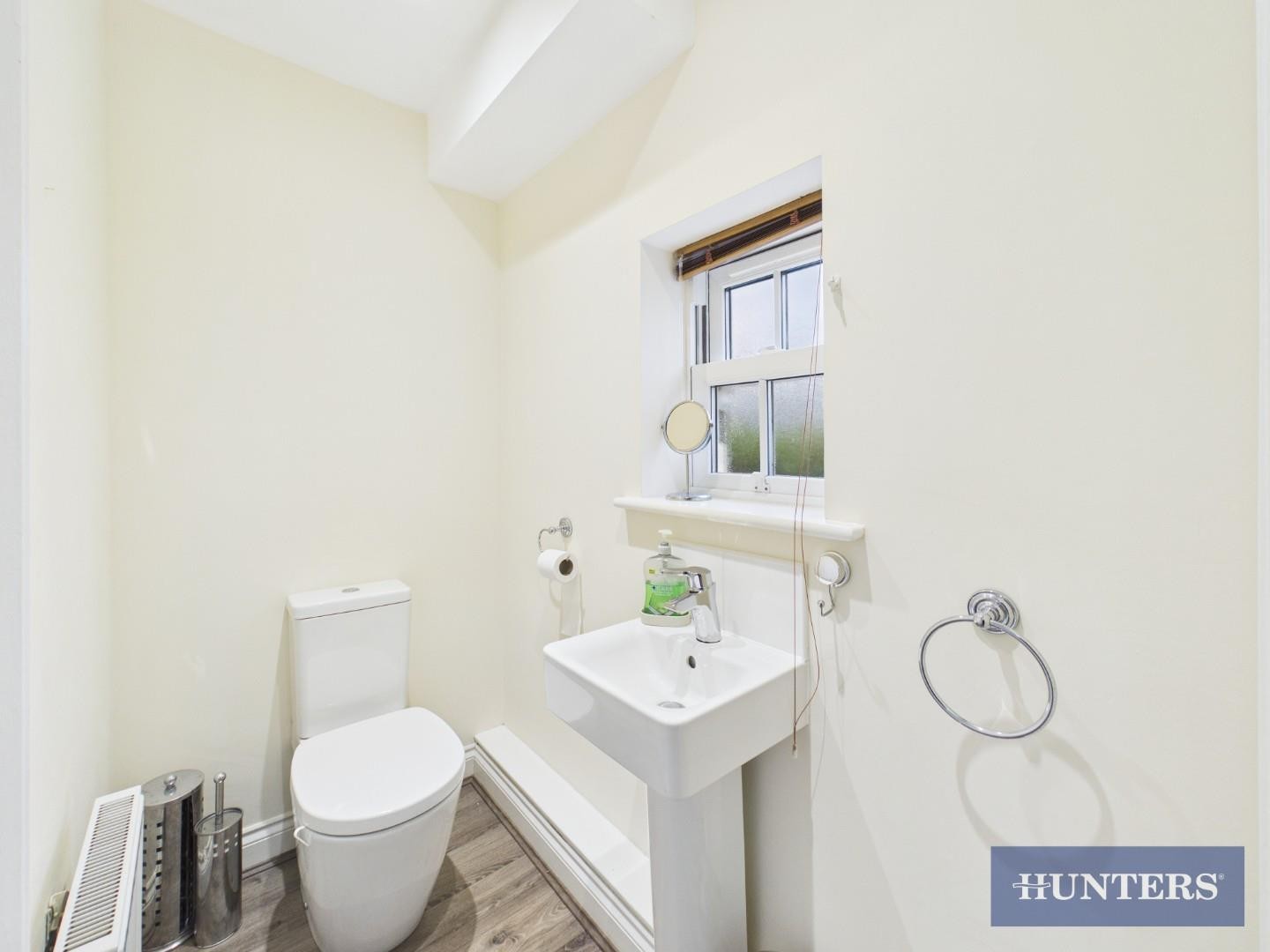 The Parade, Moor Road, Filey image 15