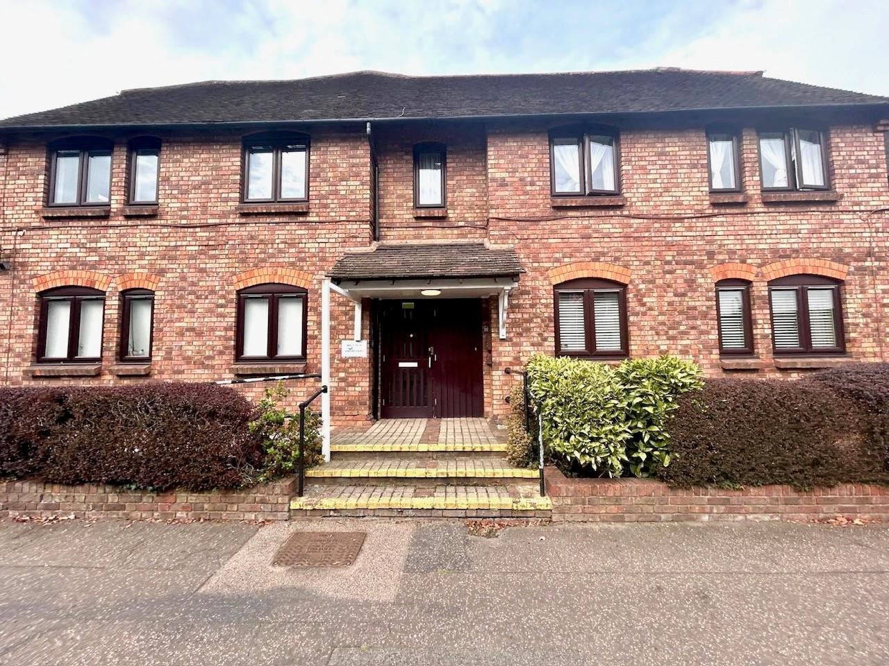 Quaker Lane, Waltham Abbey image 1