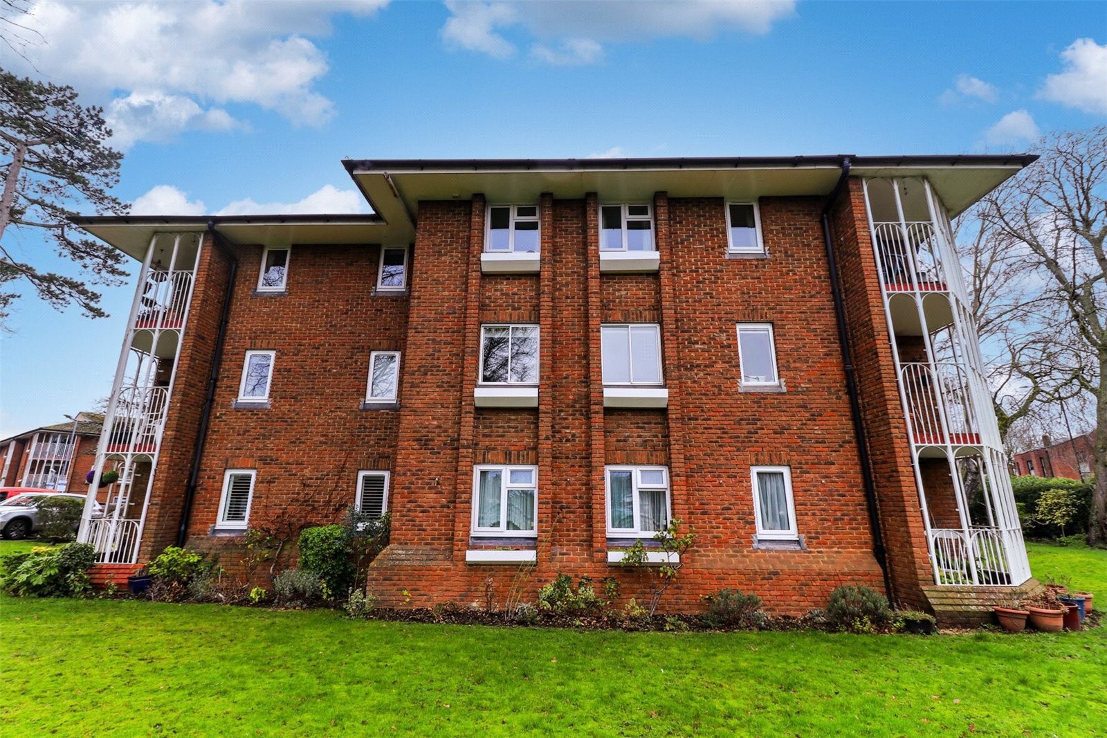 Cavell Drive, Enfield, Middlesex image 13