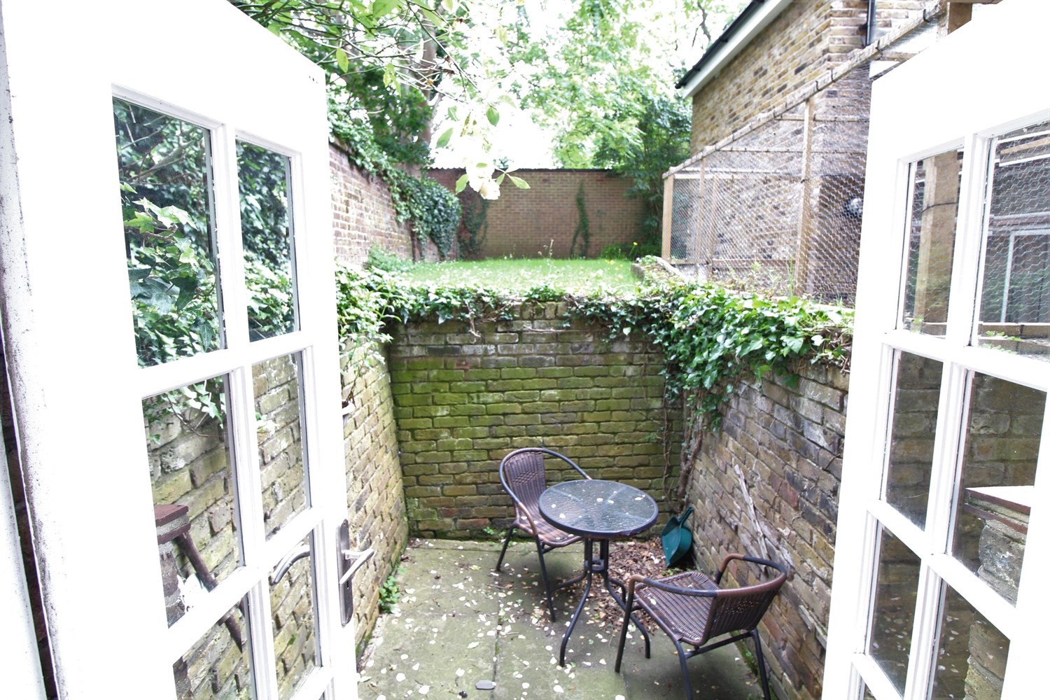 Jonathan Court image 6