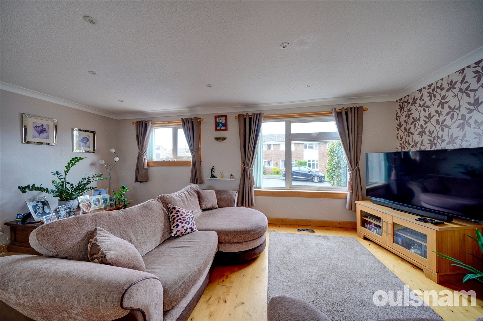 Percheron Way, Droitwich, Worcestershire image 2