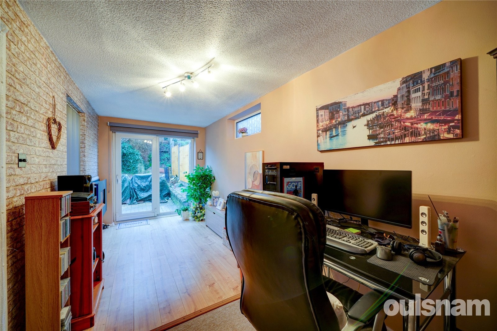 Percheron Way, Droitwich, Worcestershire image 18