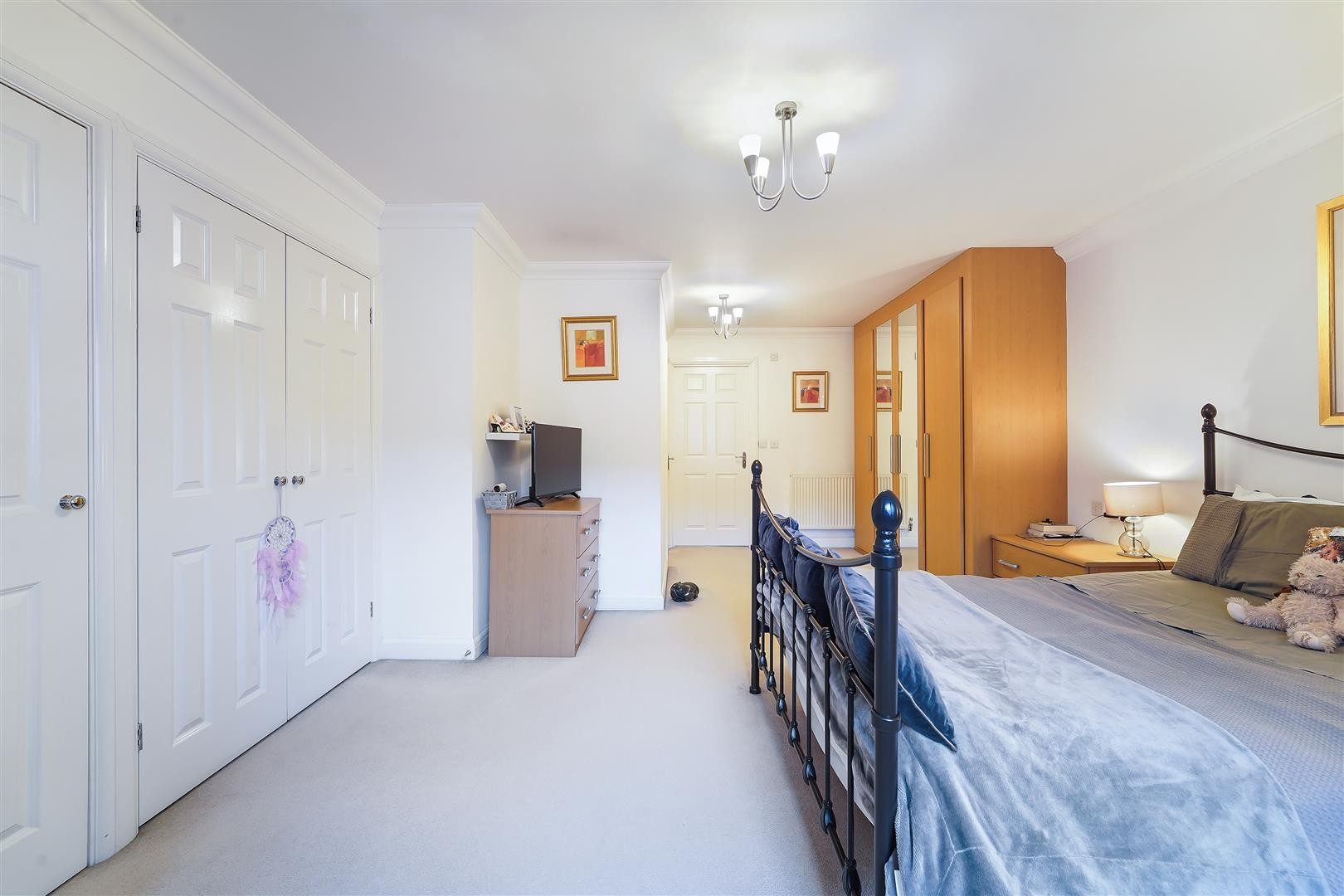 Wingfield Court, Banstead image 10