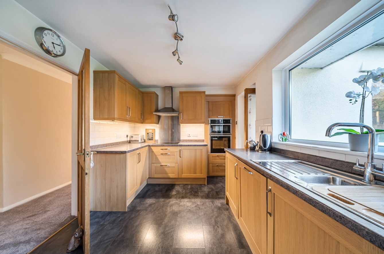 Burlescombe, Tiverton, Devon image 2