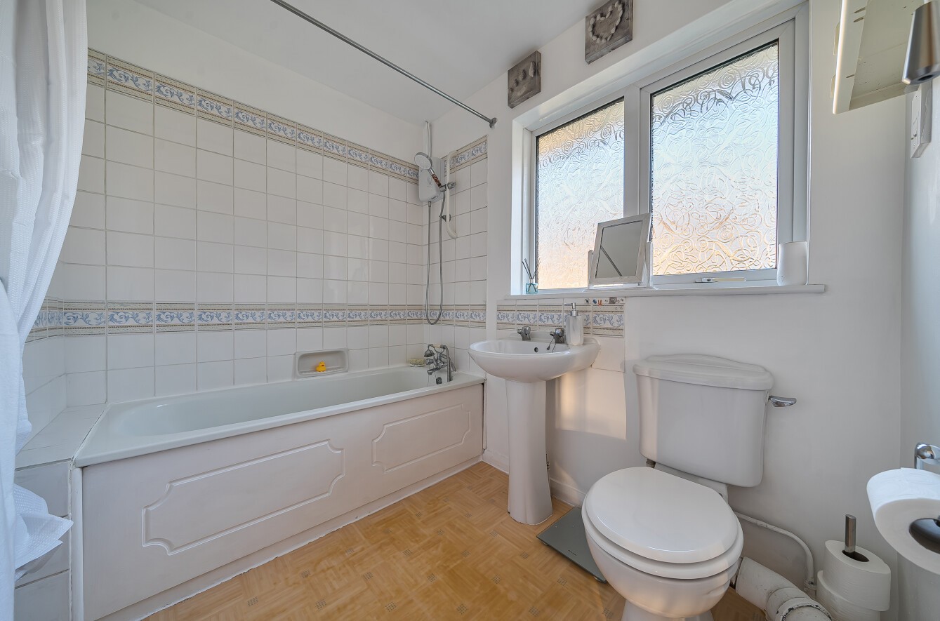 Burlescombe, Tiverton, Devon image 12