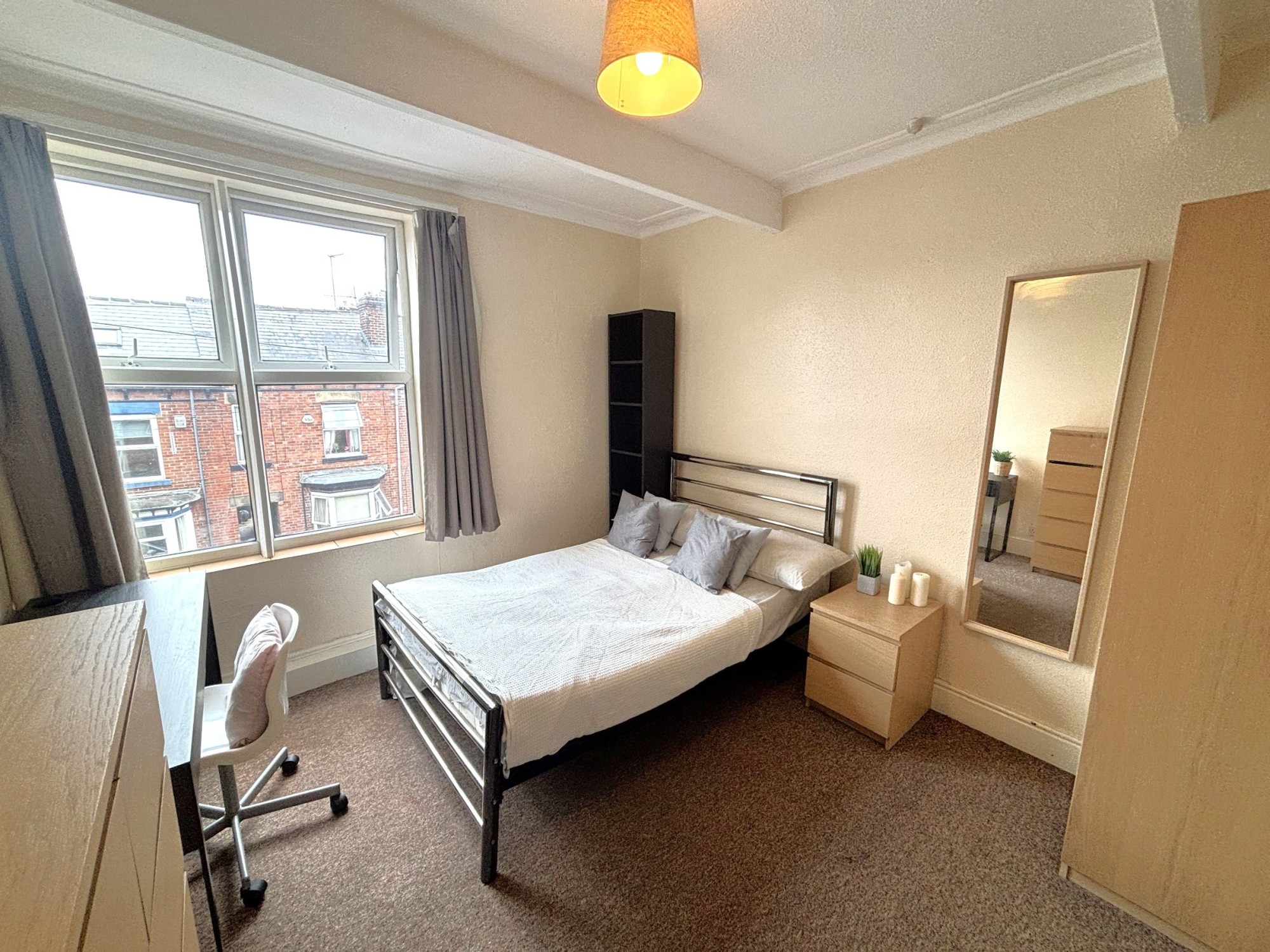 18 Khartoum Road, Ecclesall image 1