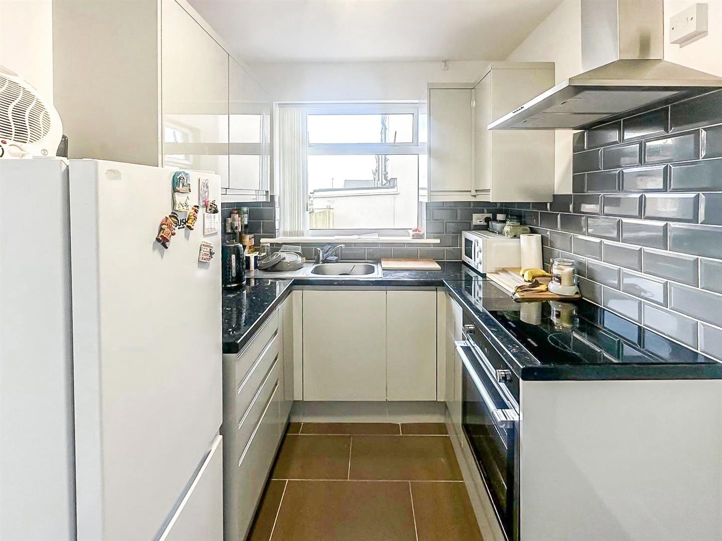 Avon Street, Coventry * FOUR TWO BEDROOM APARTMENTS * image 4