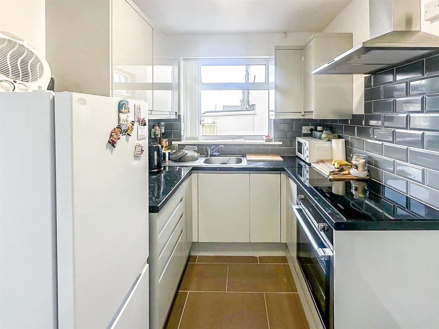 Avon Street, Coventry * FOUR TWO BEDROOM APARTMENTS * image 7