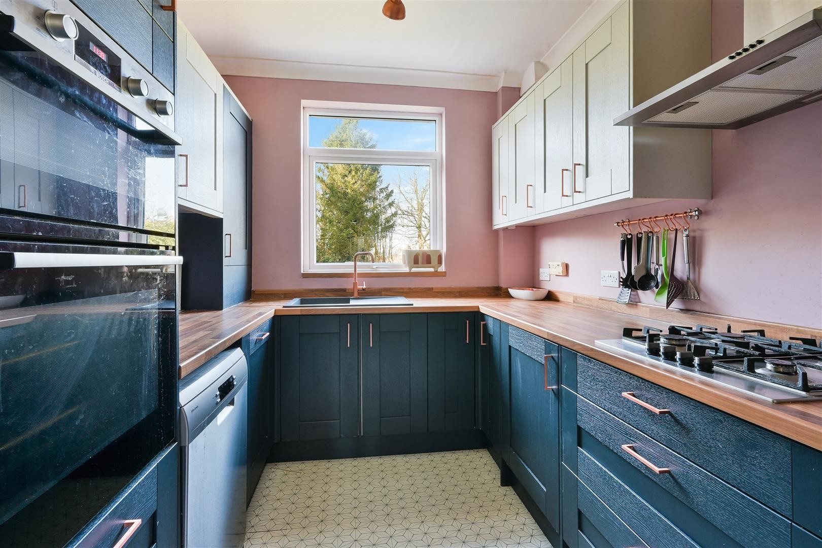 Wilmot Way, Banstead image 5