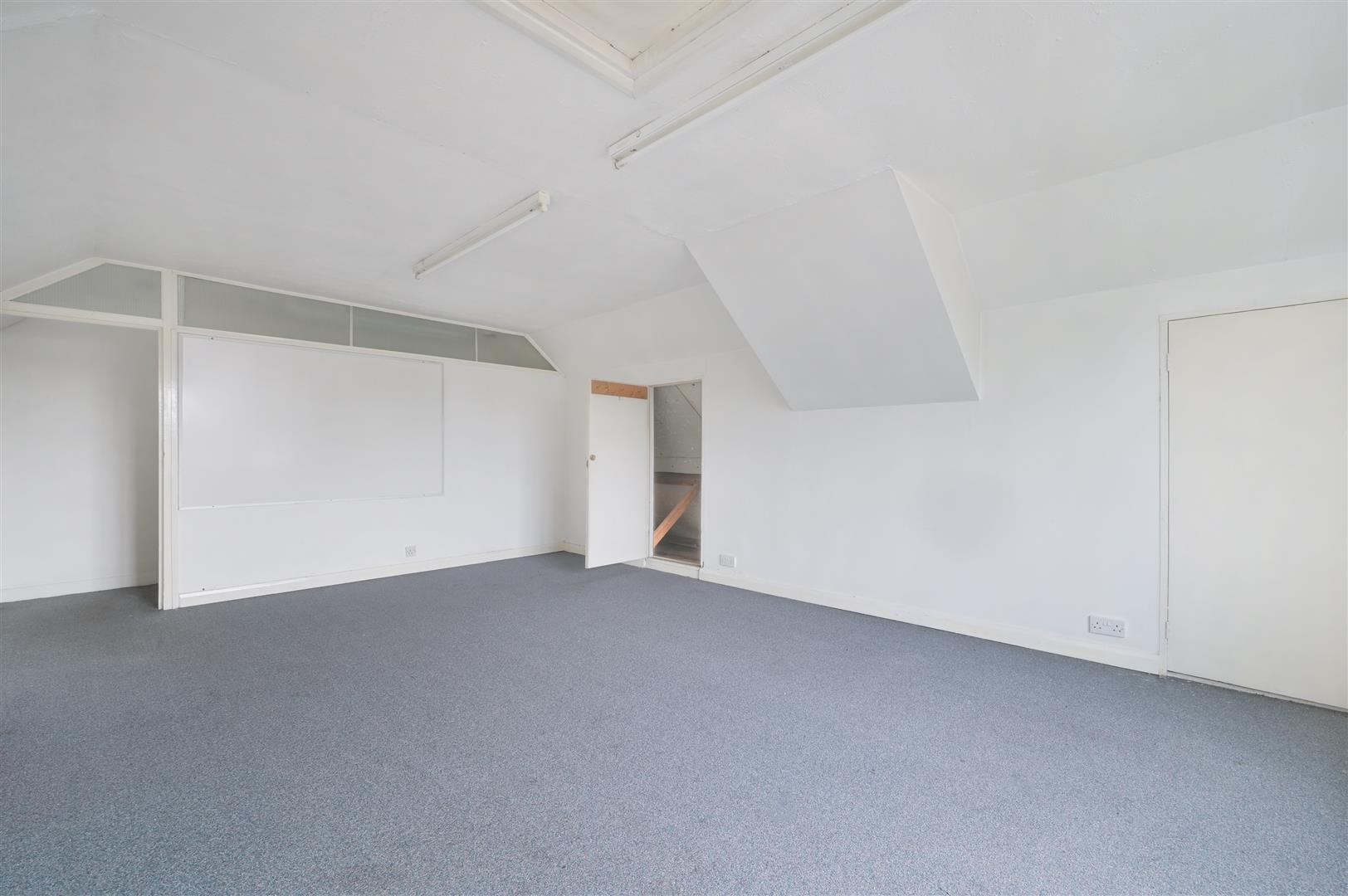 Brighton Road, Burgh Heath, Tadworth image 18