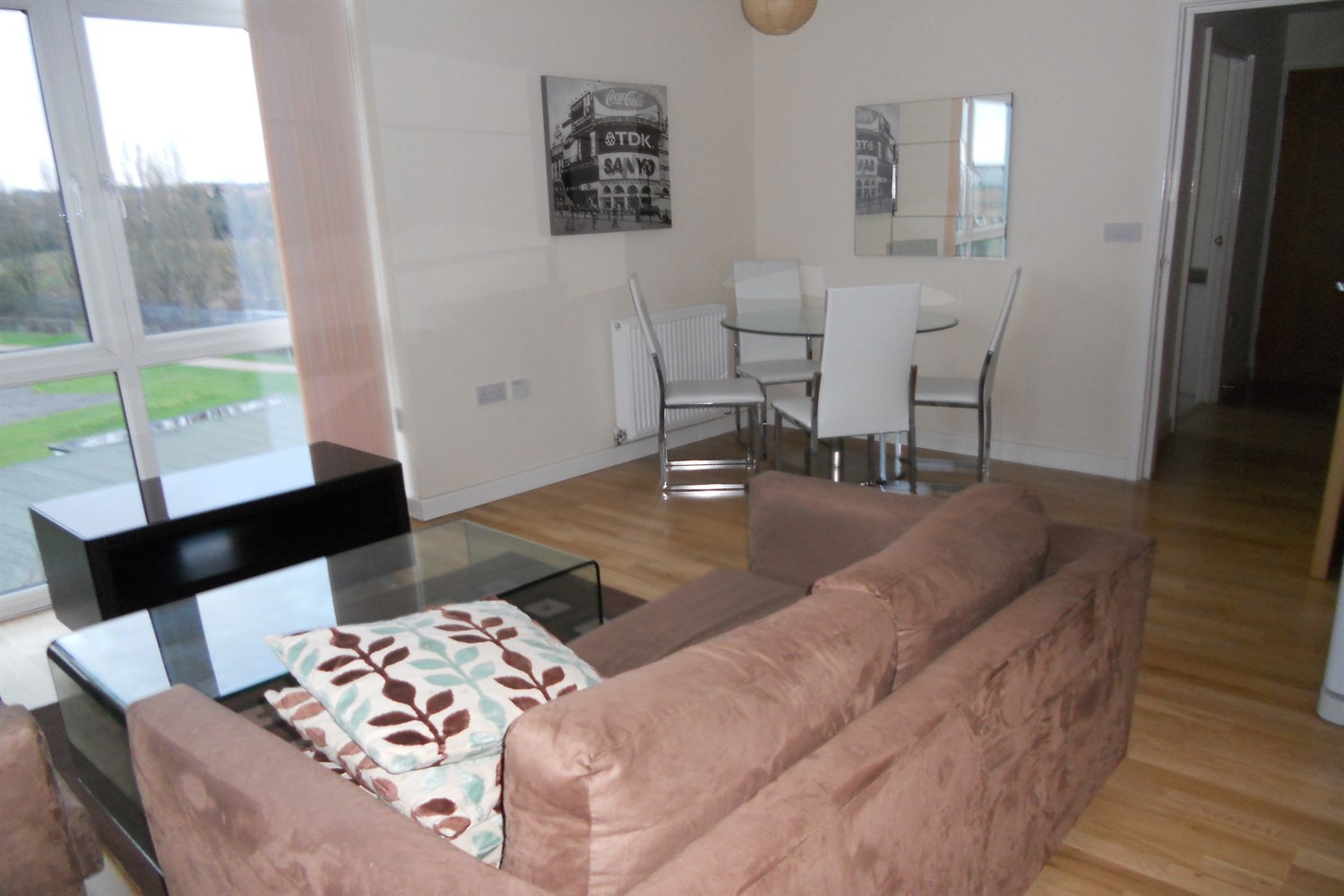 Foster House image 2