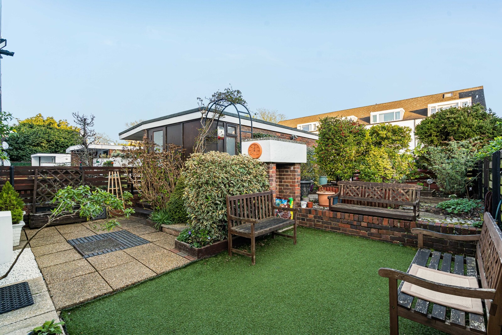 Lakeside, Weybridge, Surrey image 23