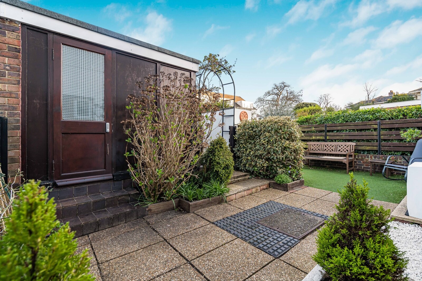Lakeside, Weybridge, Surrey image 24