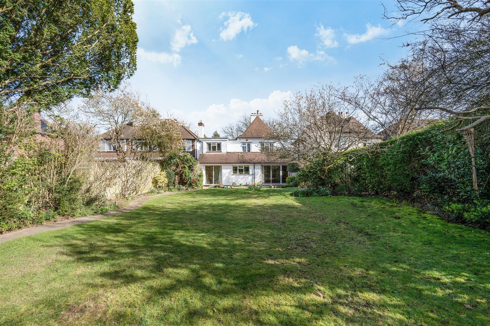 Colcokes Road, Banstead image 18