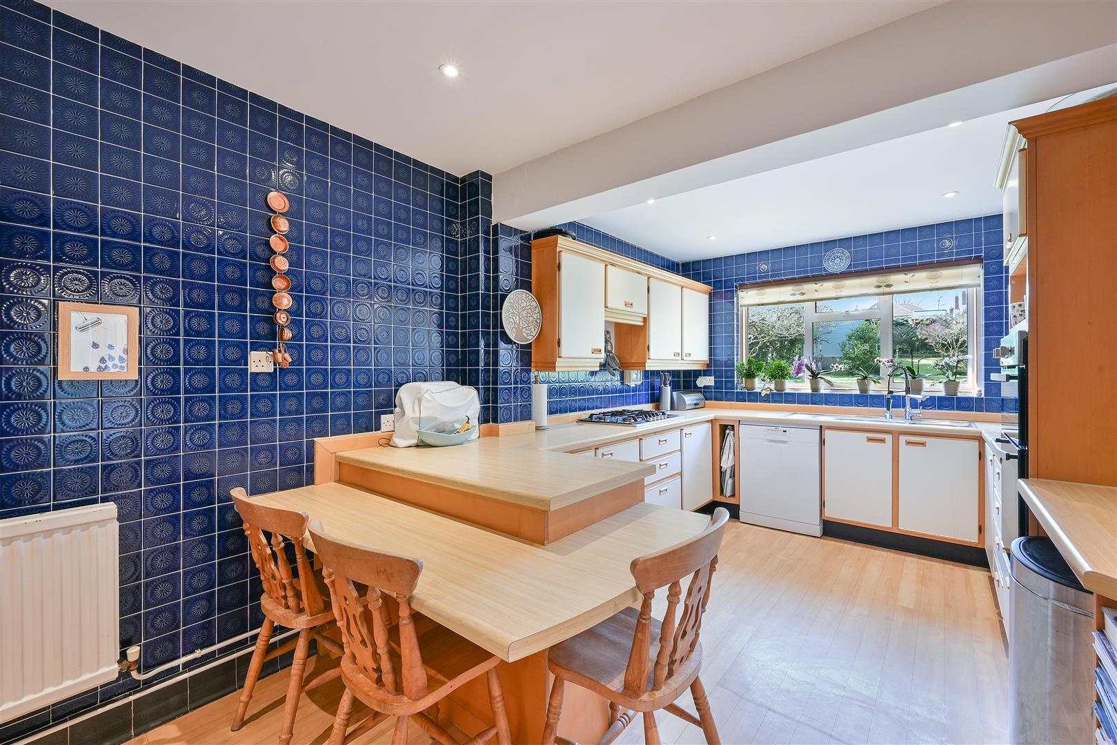 Colcokes Road, Banstead image 6