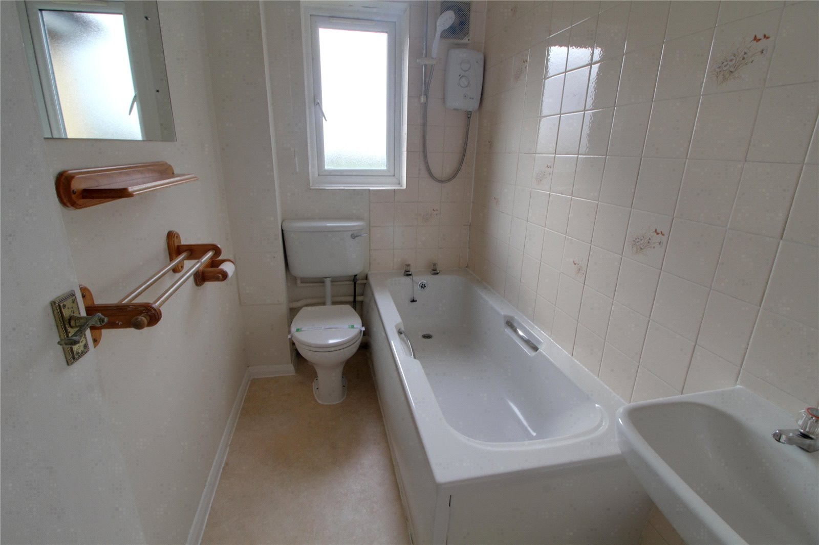 Woodfield Close, Enfield, Middlesex image 8