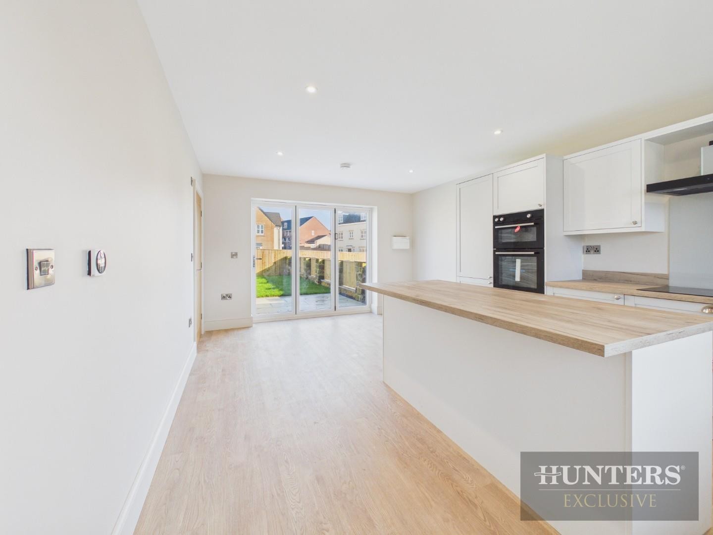 Foxglove Way, Scarborough image 3