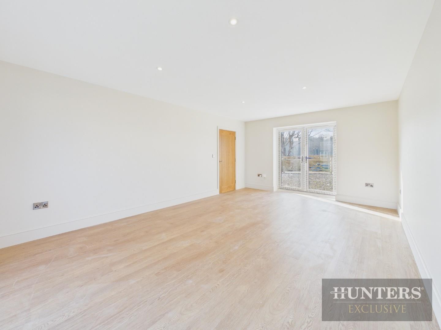 Foxglove Way, Scarborough image 6