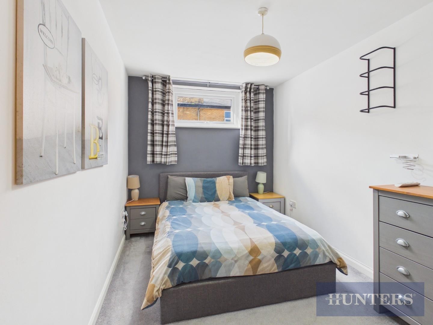 Belvedere Place, Scarborough image 6