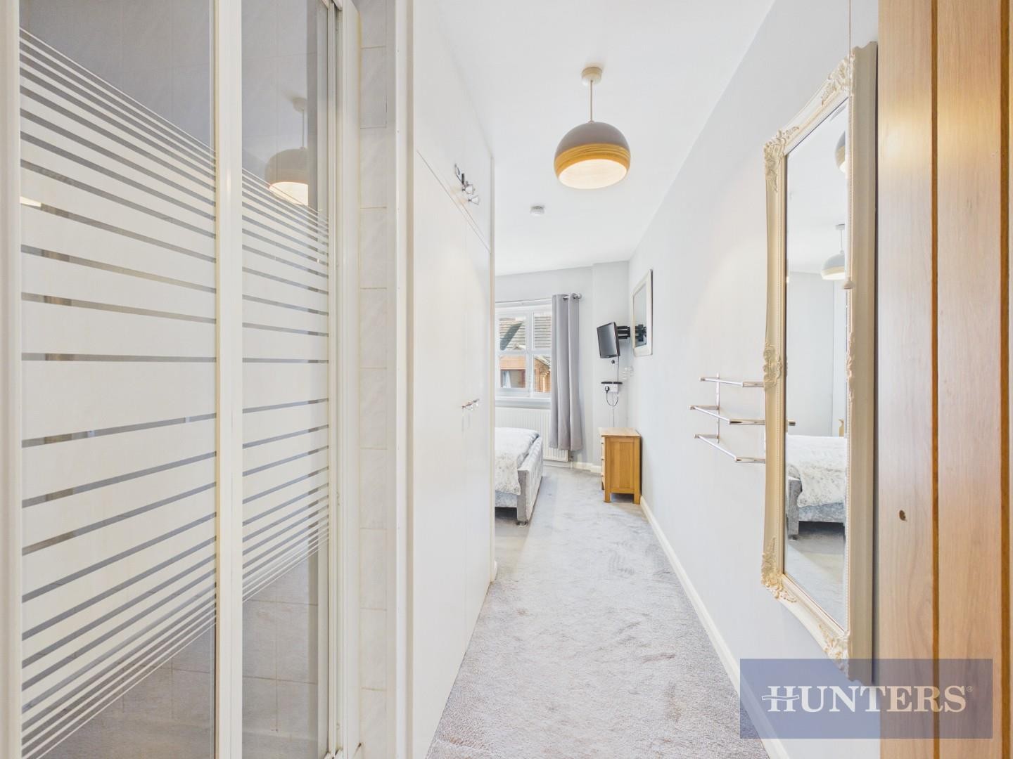 Belvedere Place, Scarborough image 9