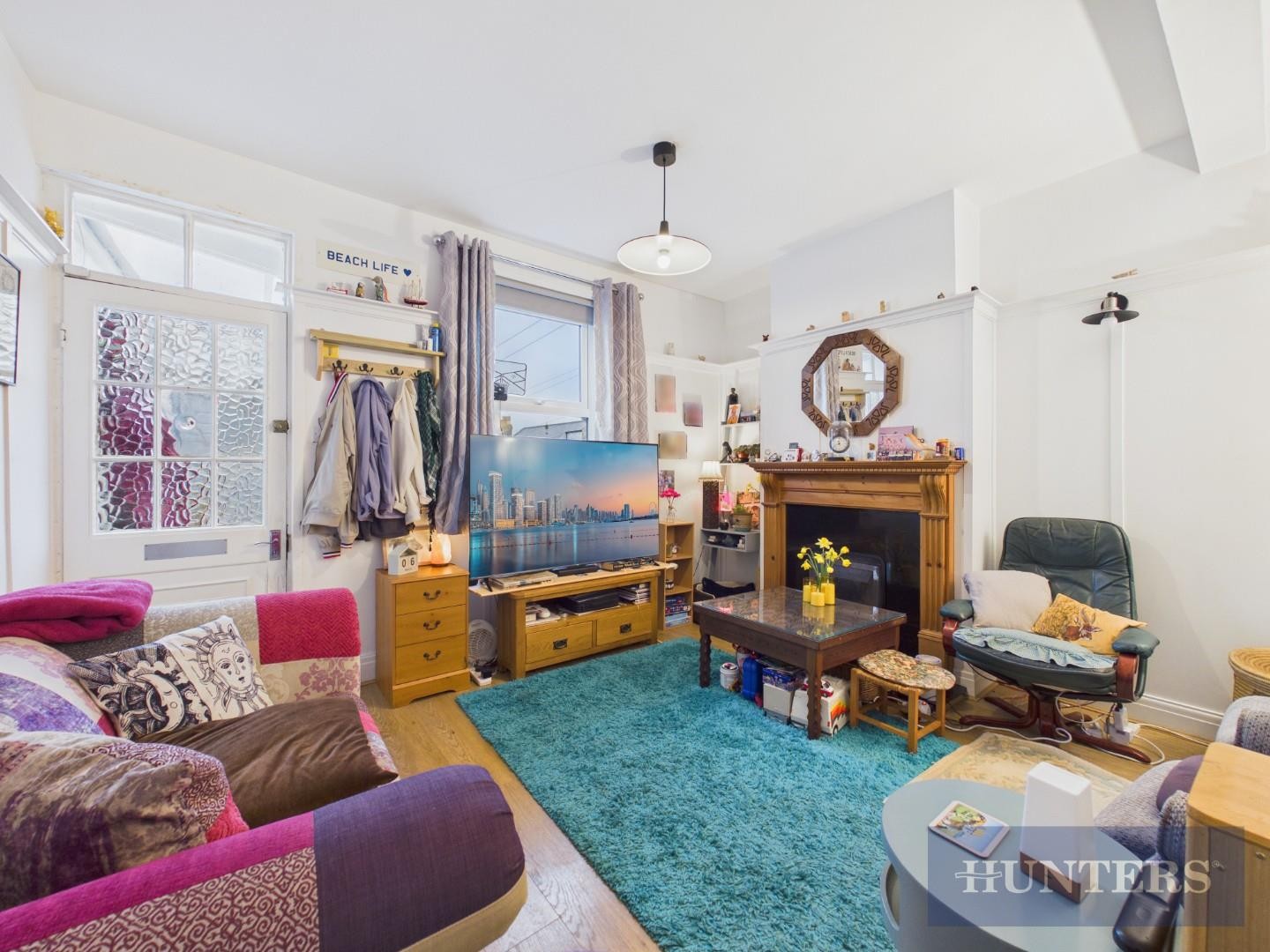 West Sandgate Terrace, Scarborough image 4